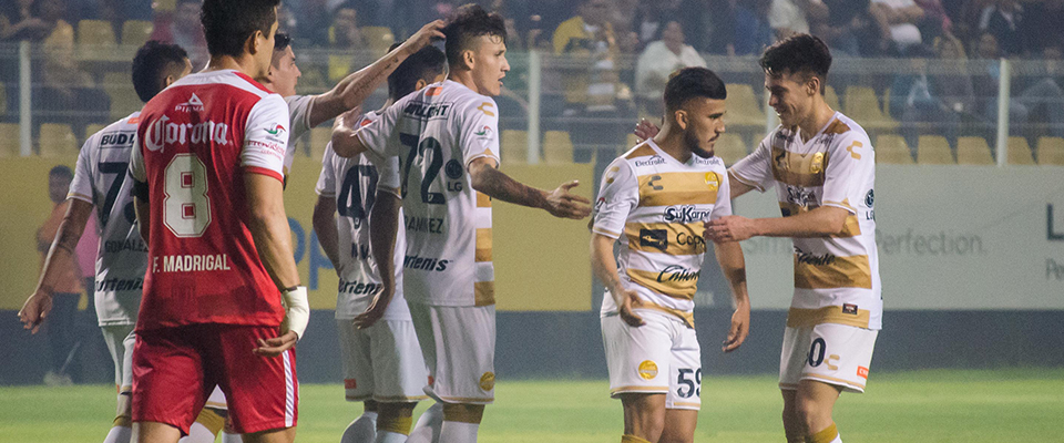 DORADOS Y MINEROS DIVIDEN UNIDADES