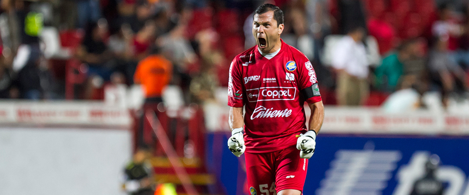 ALZAN LA COPA TIJUANA