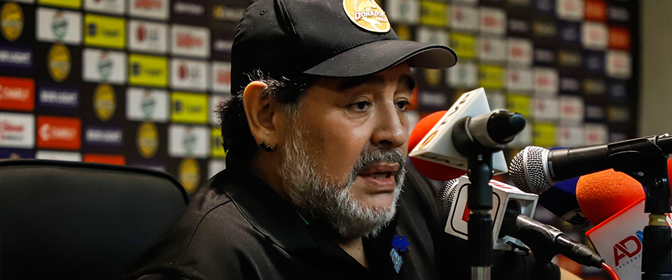 "ESTOY A MUERTE CON DORADOS": DIEGO ARMANDO MARADONA