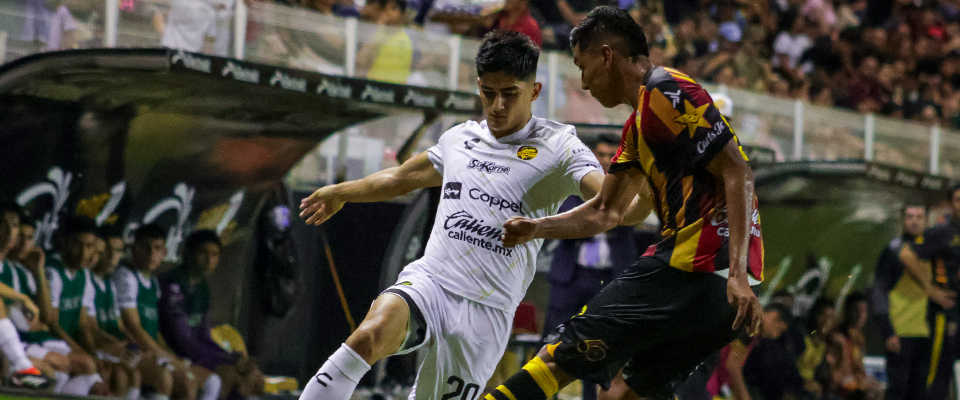 LEONES NEGROS SE QUEDÓ CON LOS 3 PUNTOS