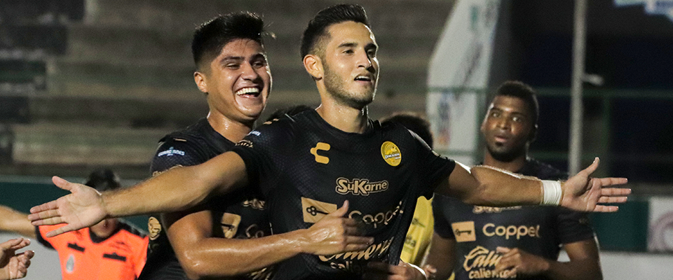 DORADOS TRIUNFÓ EN YUCATÁN