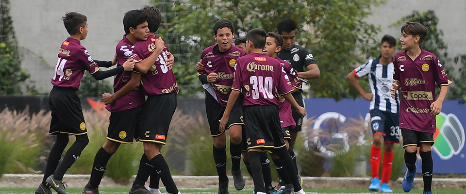 LA PECERA Y RAYADOS IGUALAN EN EL ARRANQUE DEL TORNEO SUB 13