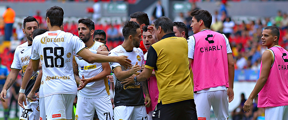 TRIUNFO DE ORO EN LA CANCHA DEL JALISCO