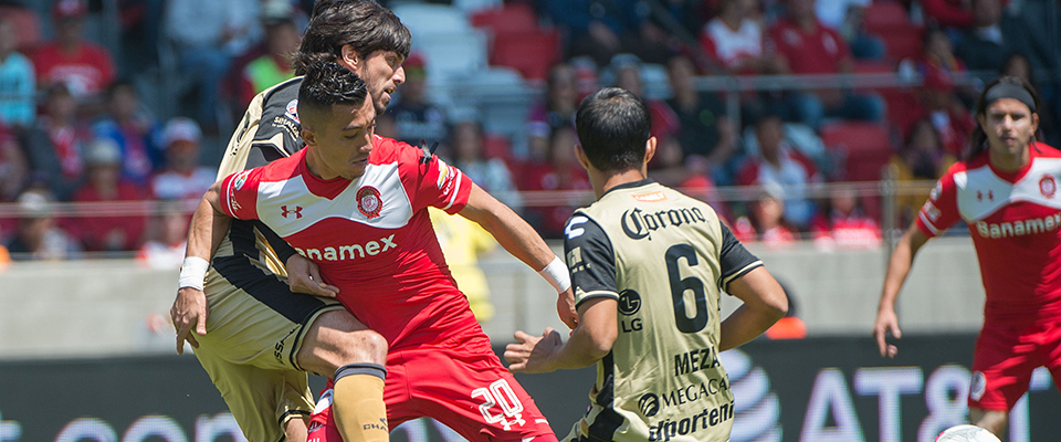 REVÉS EN EL ESTADIO NEMESIO DIEZ