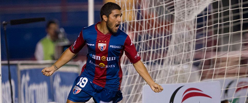 GABRIEL HACHEN SE PINTA DE DORADO